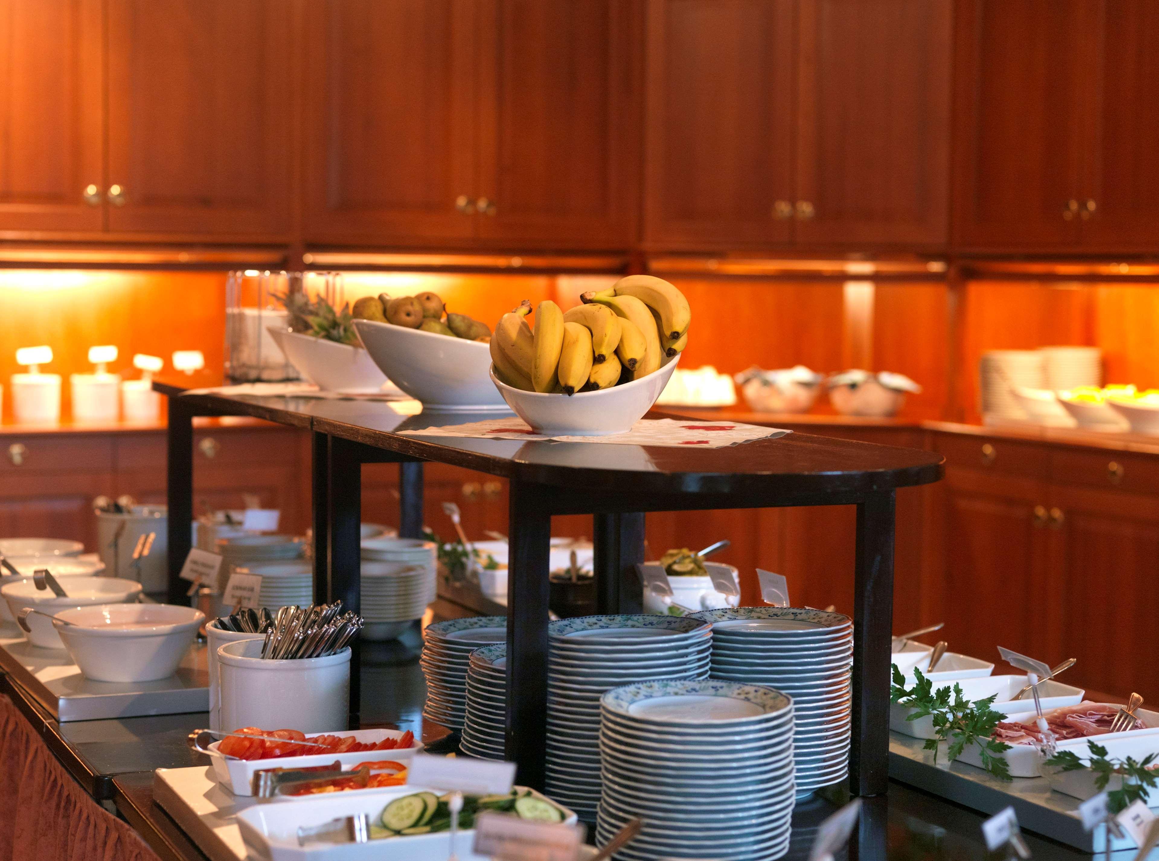Best Western Strand Hotel VBY Екстериор снимка